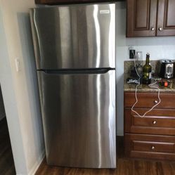 Frigidaire refrigerator