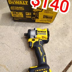 DeWalt 20V ATOMIC 1/2" Impact Wrench