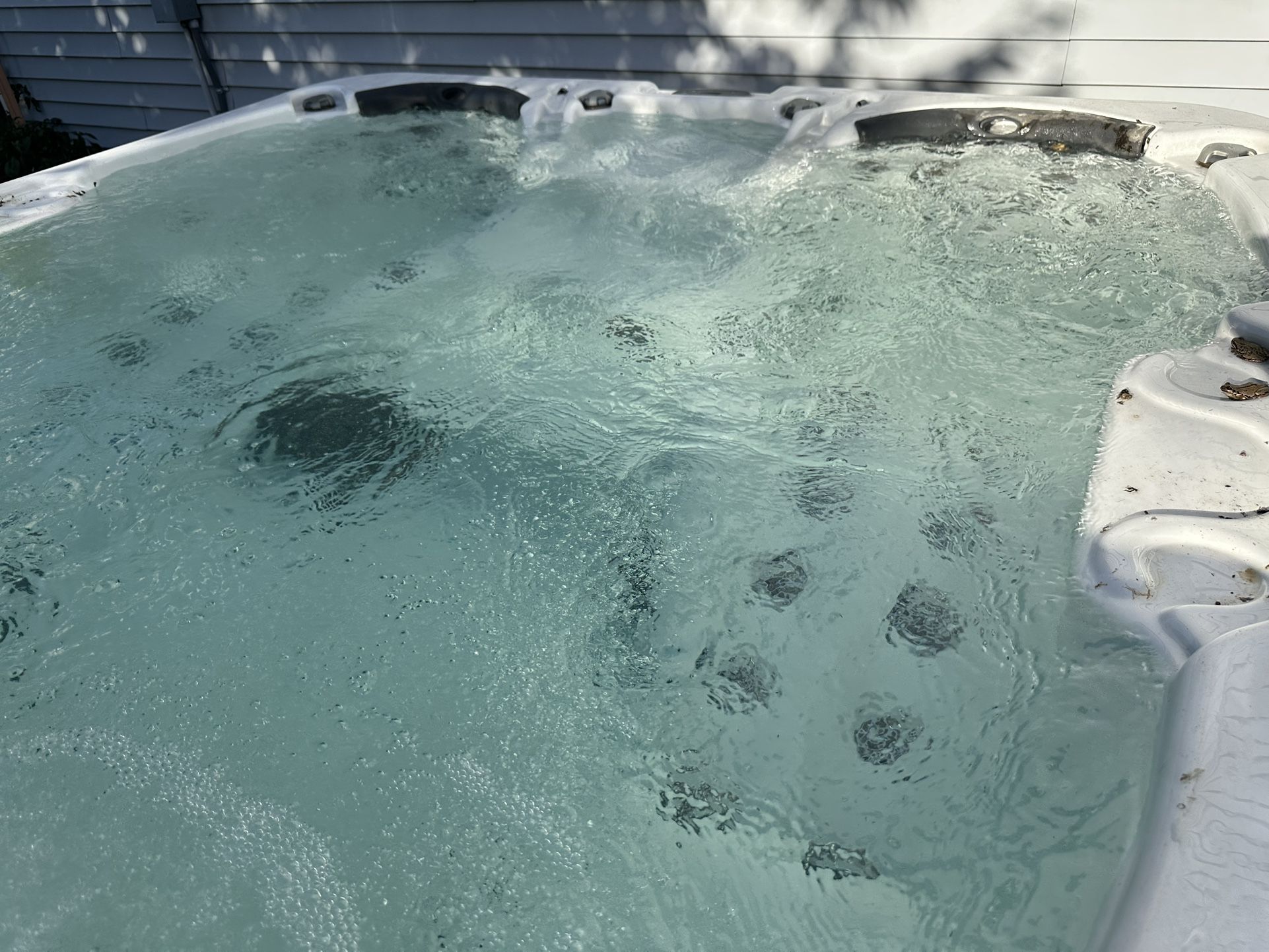 Deluxe Series Diving Hot Tub Spa Experience at Home! for Sale in