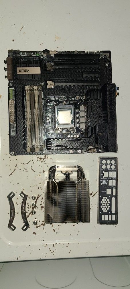 Asus Gryphon Z87 Armour Edition