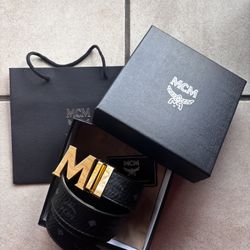 Men’s Belt W/Gold Buckle 