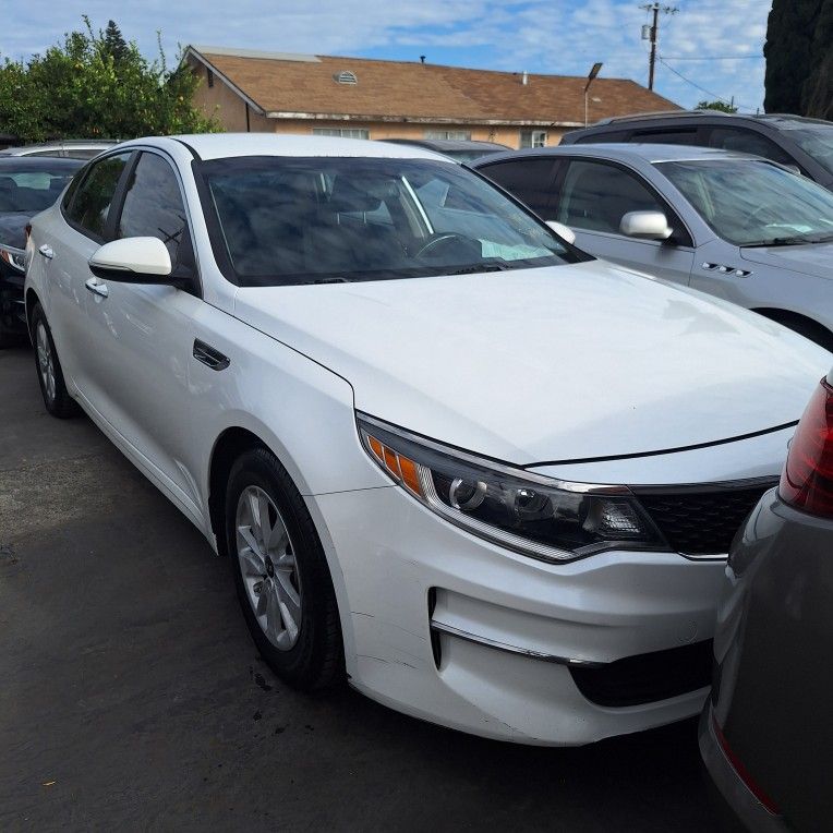 2016 Kia Optima 