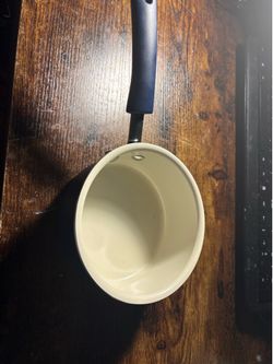 Navy blue 1 qt. saucepan