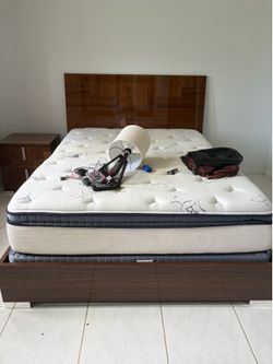 El dorado Modern Queen Platform Bed Set – Dark Walnut Finish