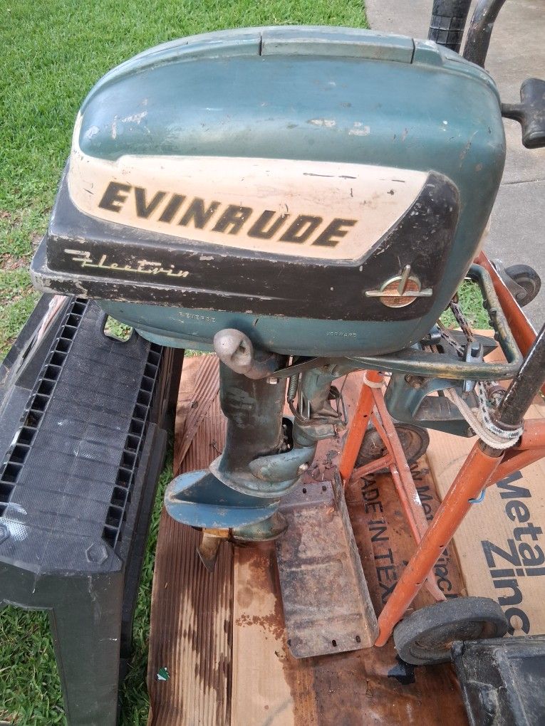 1950's EVINRUDE FLEETWIN 7.5 INBOARD/OUTBOARD