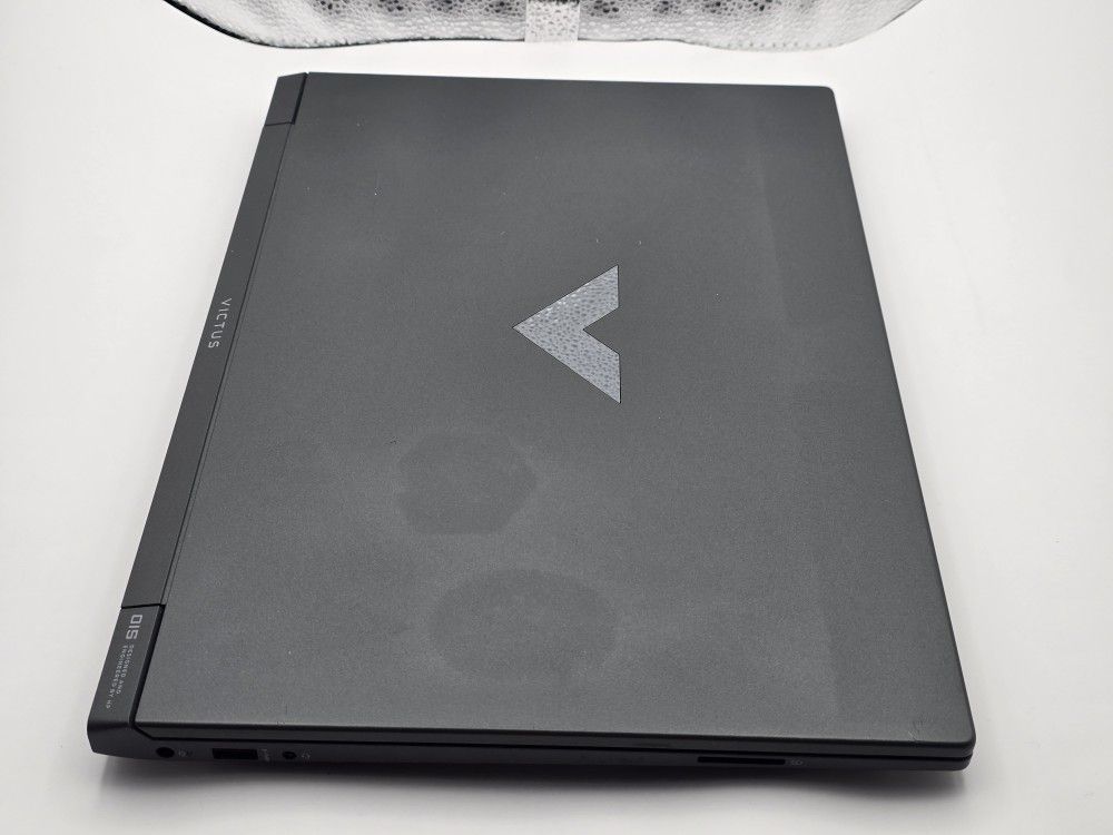 14.5 Inch HP Victus