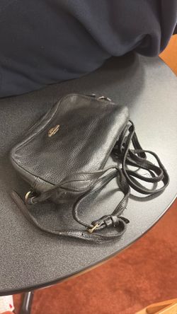 Coach Black Leather Crossbody Bag – Authentic – Pre-Owned