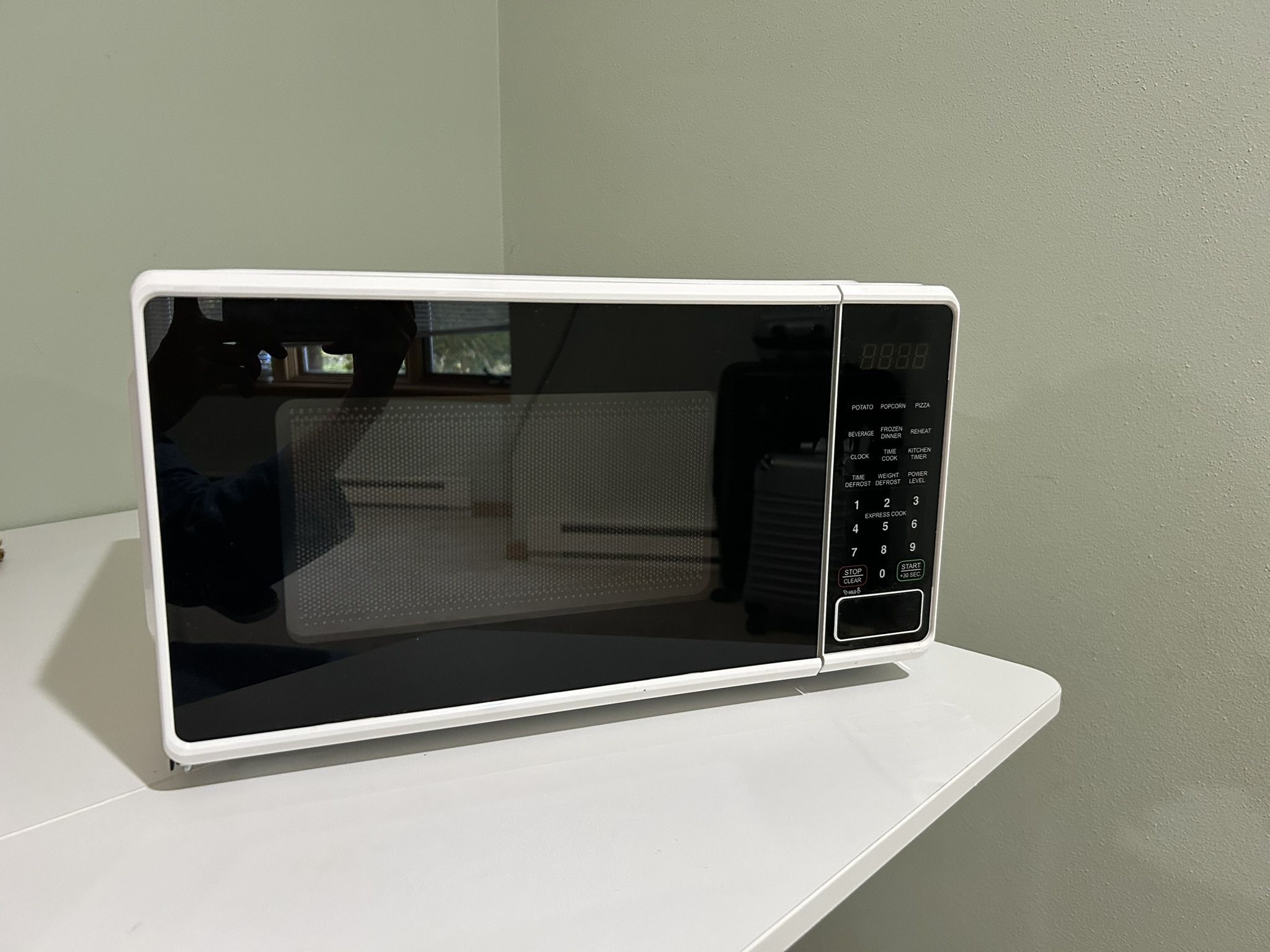 Microwave (instruction Manual Included)