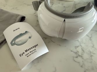 Eye massager