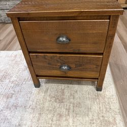 New Altamirano Solid Wood Nighstand 22.5” Wide