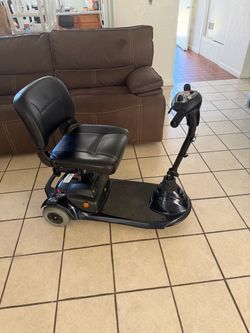 Invacare Lynx L3 Mobility Scooter