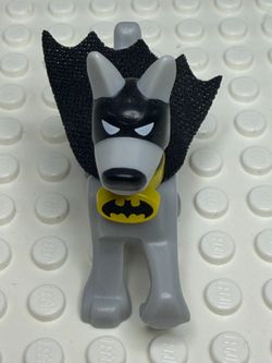 NEW LEGO Ace The Bat-Hound Dog from set 76110 Batman The Attack of the Talons
