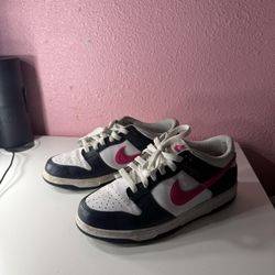 Nike Dunks 