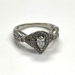 14K White Gold Pear Diamond Ring