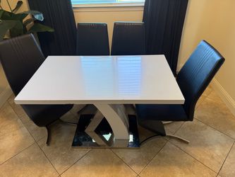 Modern White high gloss dining set
