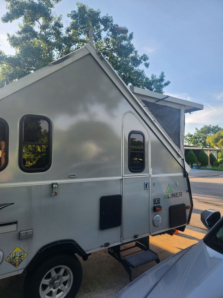 Aliner Camper