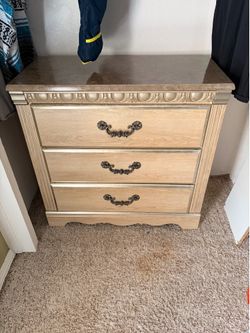 3 drawer dresser