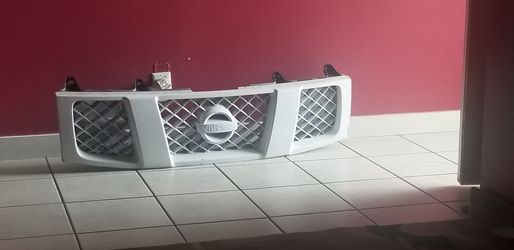 GRILL FOR NISSA TITAN