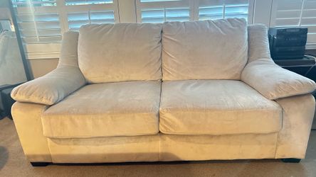 Love seat