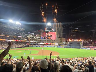 Padres vs Yankees 9/5 Saturday