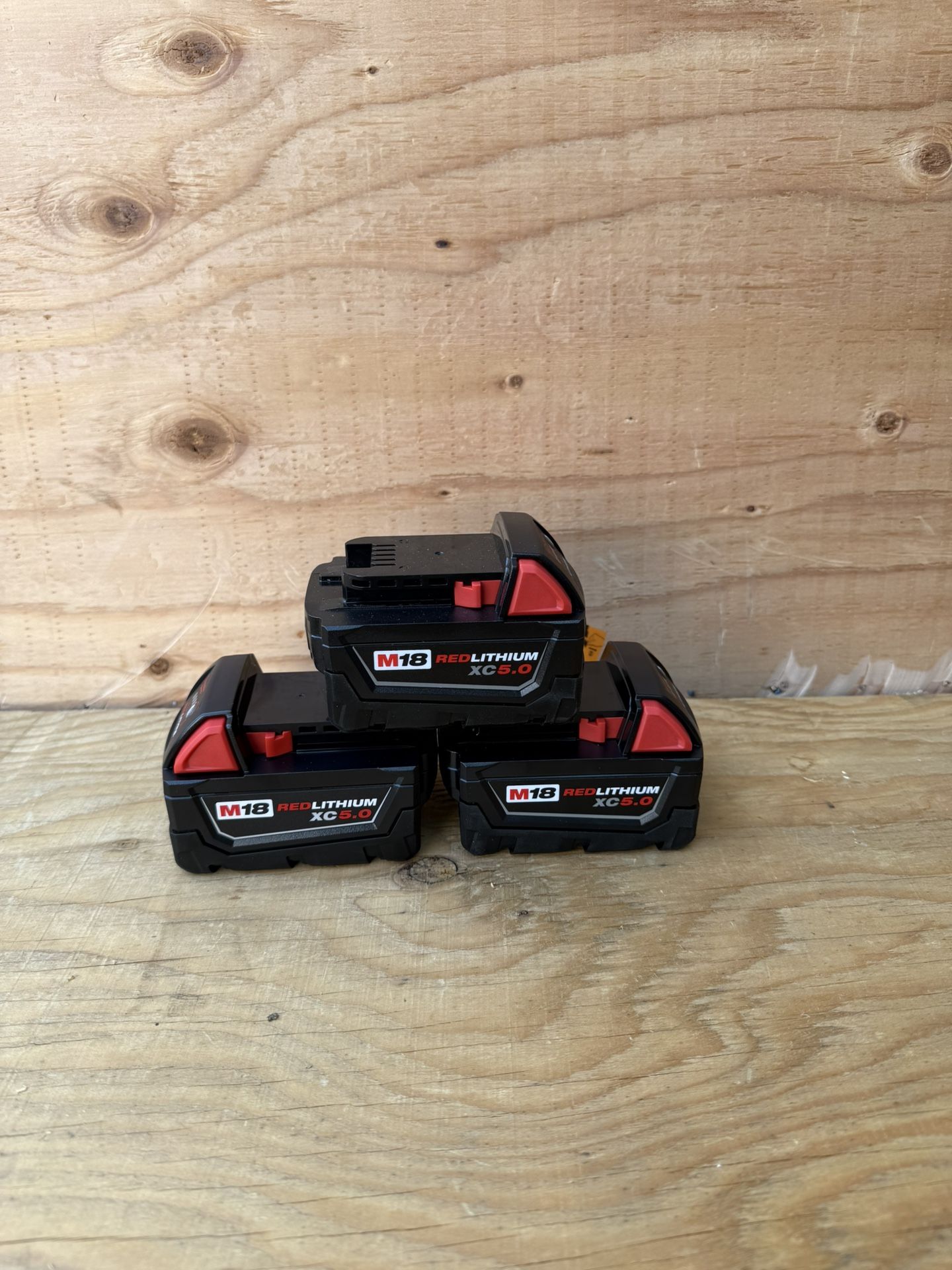 Milwaukee M18 18-Volt Lithium-Ion XC Extended Capacity 5.0 Ah Battery $65 Each Cada Una