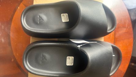 Adidas Yeezy Slide Black Agate Size 9