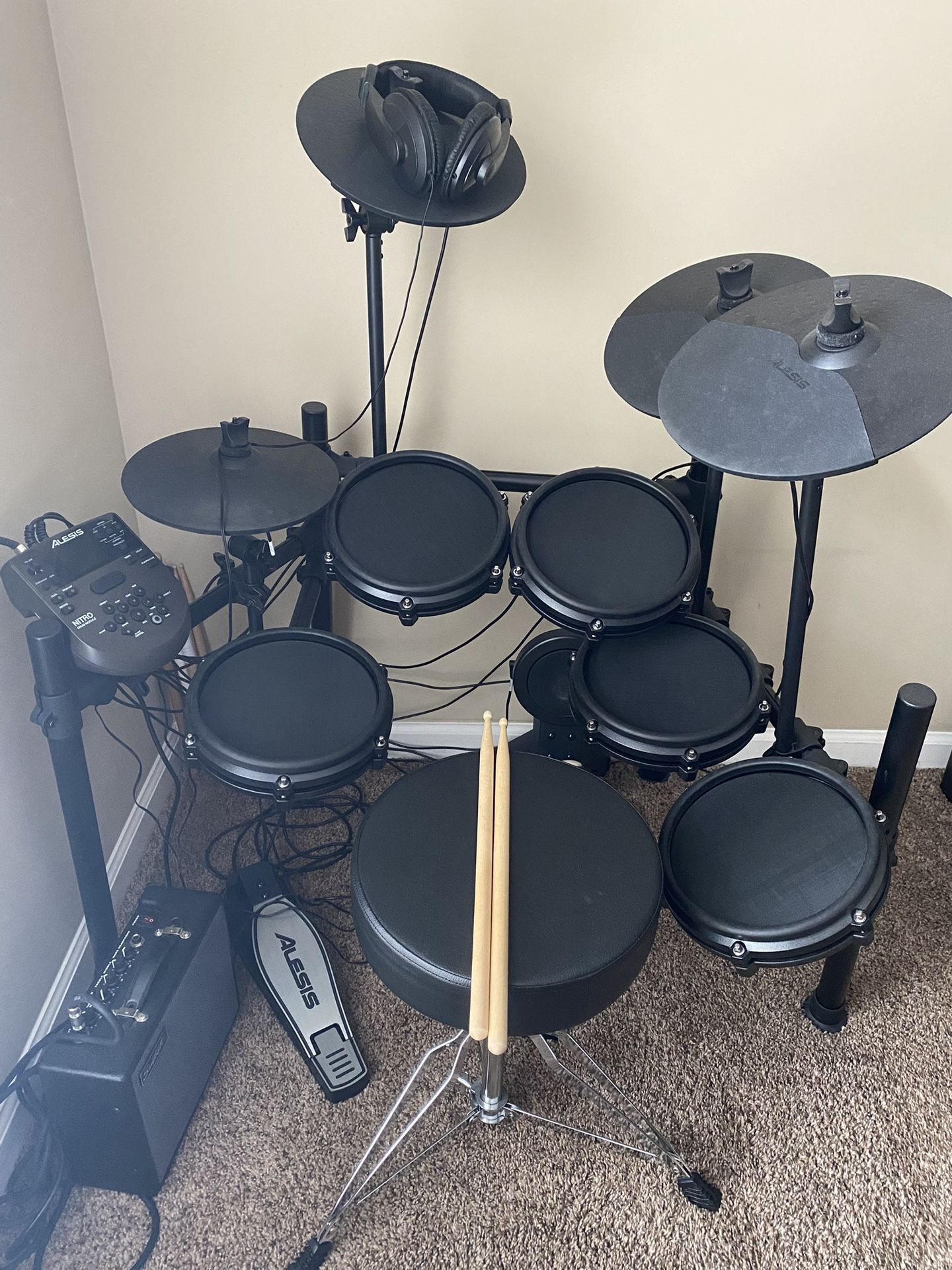 Electric Drum Set
