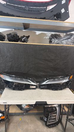 2023 2024 2025 Lexus RX headlight triple beam letter 3