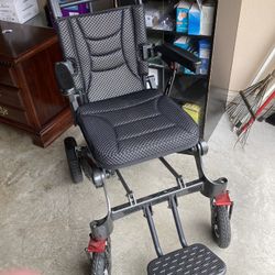 Folding Electric Wheelchair. No Batteries 