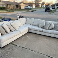 Large sectional in good condition