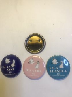 Signature relative buttons! Including it’s a girl, I’m an aunt, I’m an uncle, I’m a grandpa!