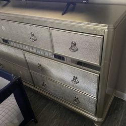 Dresser And Side Table Drawer 