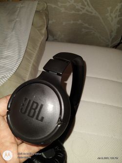 JBL'S Headphones