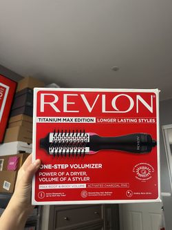 Revlon Titanium Dryer Brush