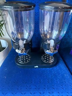 Cereal dispenser