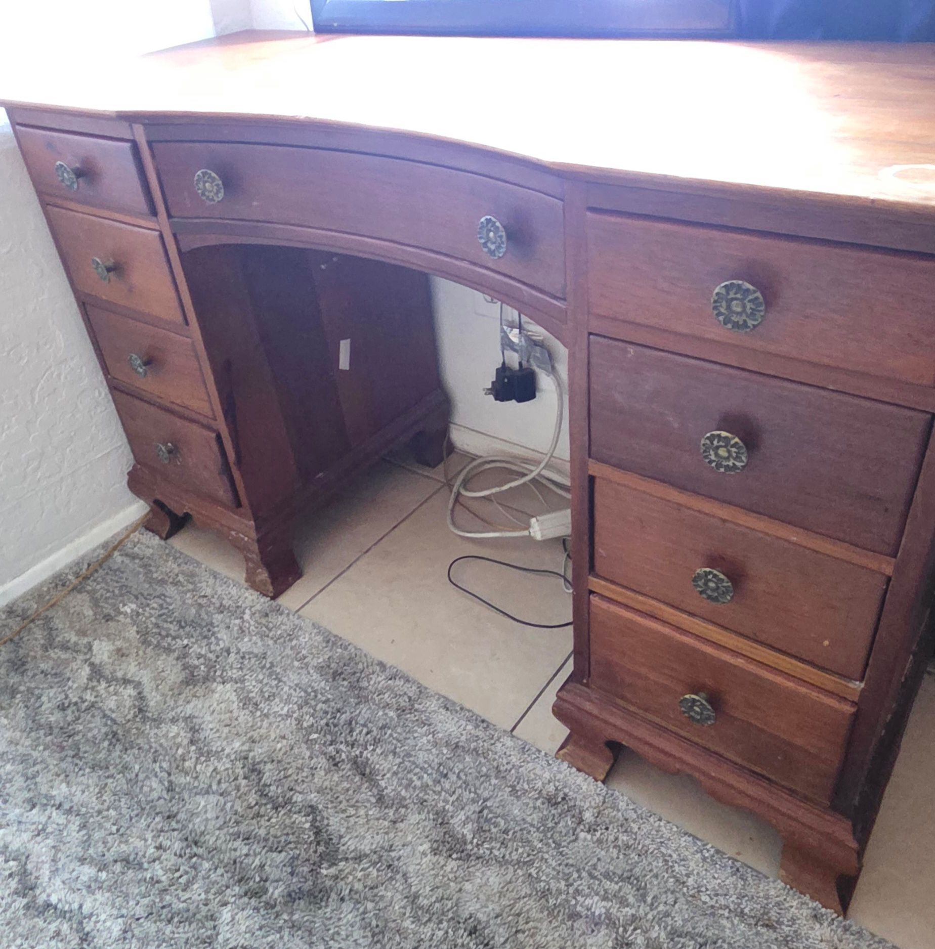 Vanity-Desk table