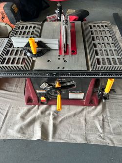 Chicago 10” Table Saw with new blade