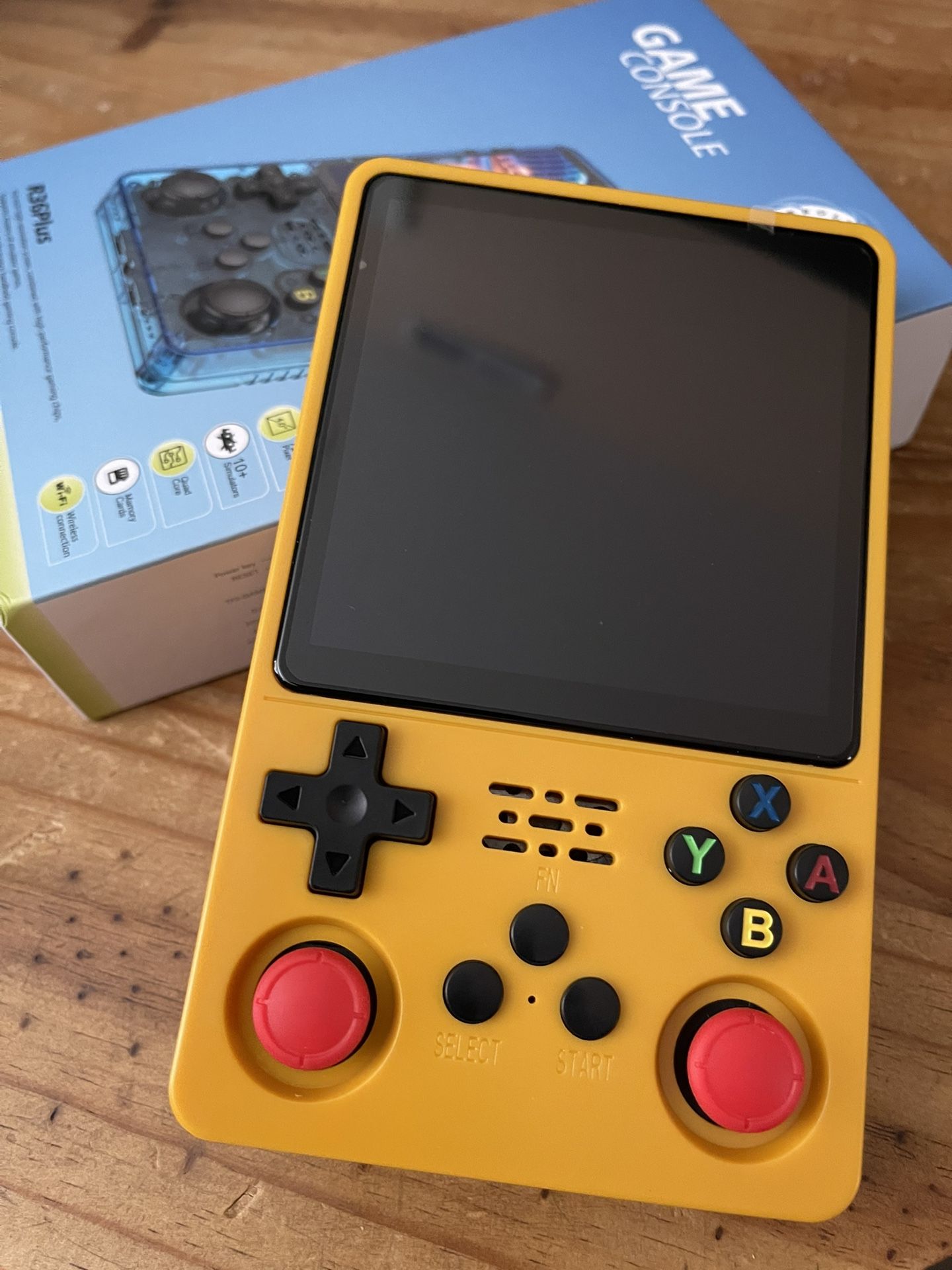R36 plus Handheld Game Console 4.0 128GB games.. Pikachu color 