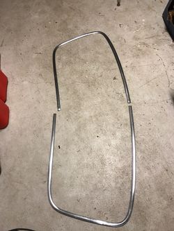‘69 Chrysler 300, New Yorker, Newport rear window trim