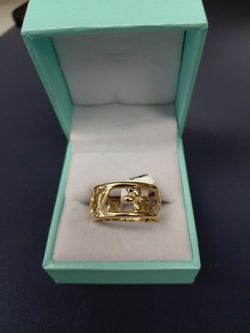 Gold ring