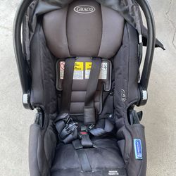 GRACO Snugride Snugfit Infant Car Seat with Base