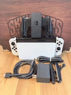 Nintendo Switch OLED Console 128GB microSD – Complete Accessories – Tested