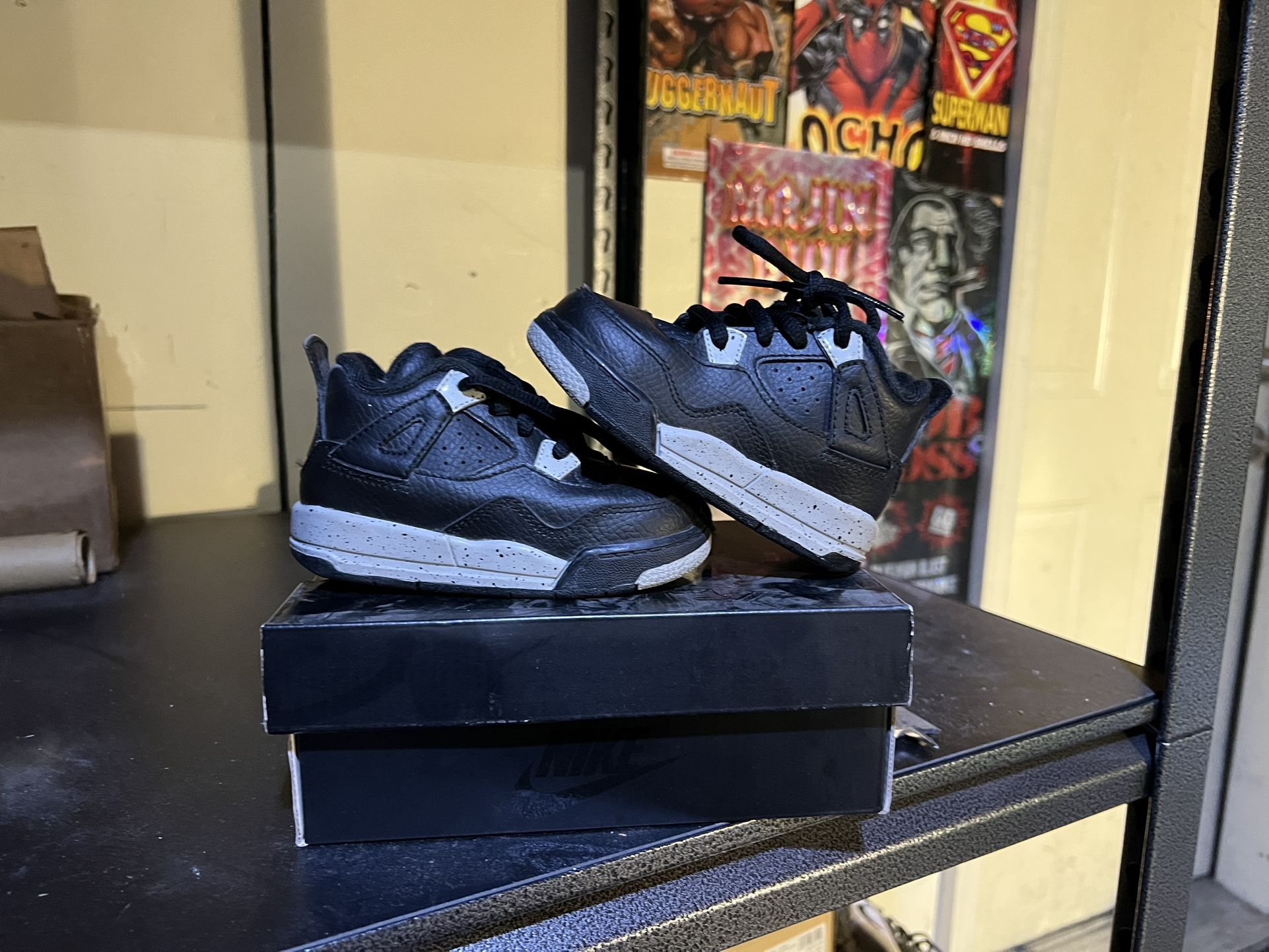 Jordan 4s “Oreos” 6c