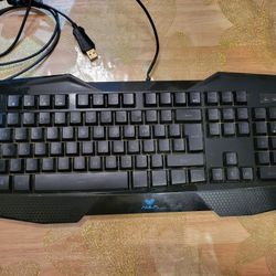 Backlit Gaming Keyboard, Aula Illuminated Keyboard with Adjustable LED Backlight 104 Key and Wrist Rest for Gaming, Office