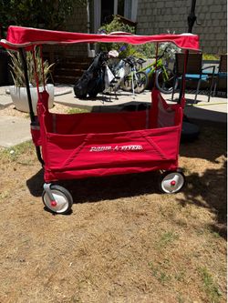 Radio Flyer Red Wagon with roof