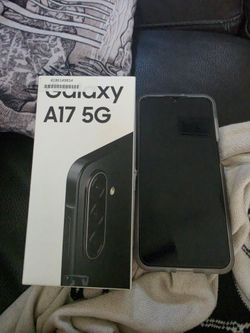 Unlocked Samsung Galaxy A17 5G 128GB with 128GB SD Card