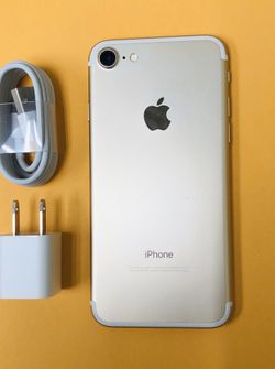 iPhone 7 128GB Factory Unlocked