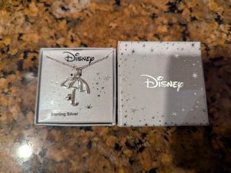 New Disney Necklace 