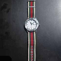 GUCCI G-Timelesss Sport Watchh  44mm 