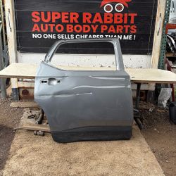 2018 Traverse Door Rear Passenger OEM 2024 